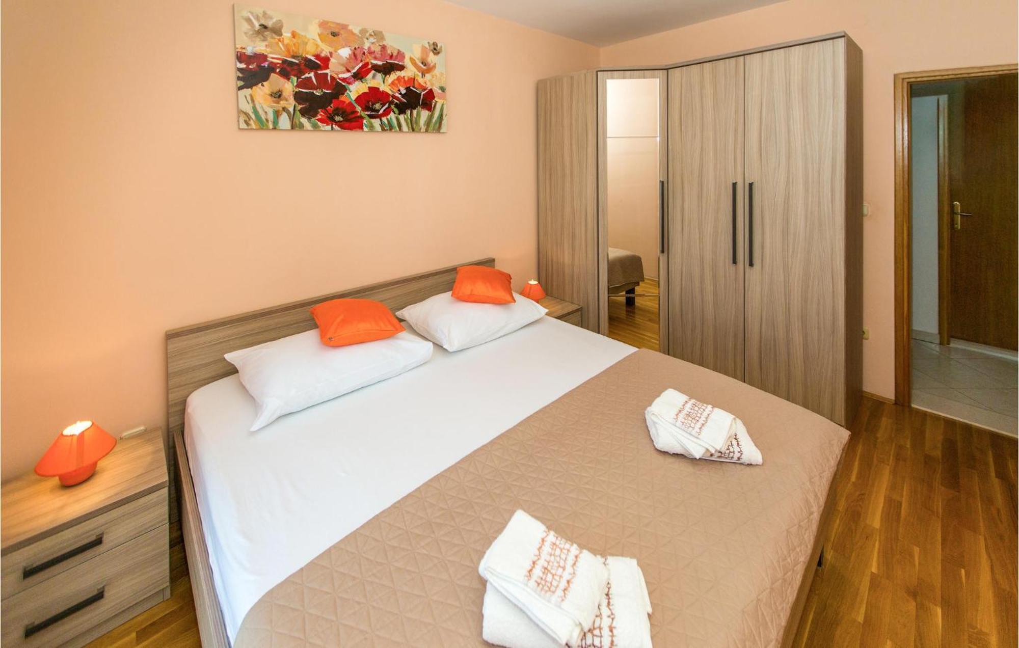 3 Bedroom Lovely Home In Plat Mlini Zewnętrze zdjęcie