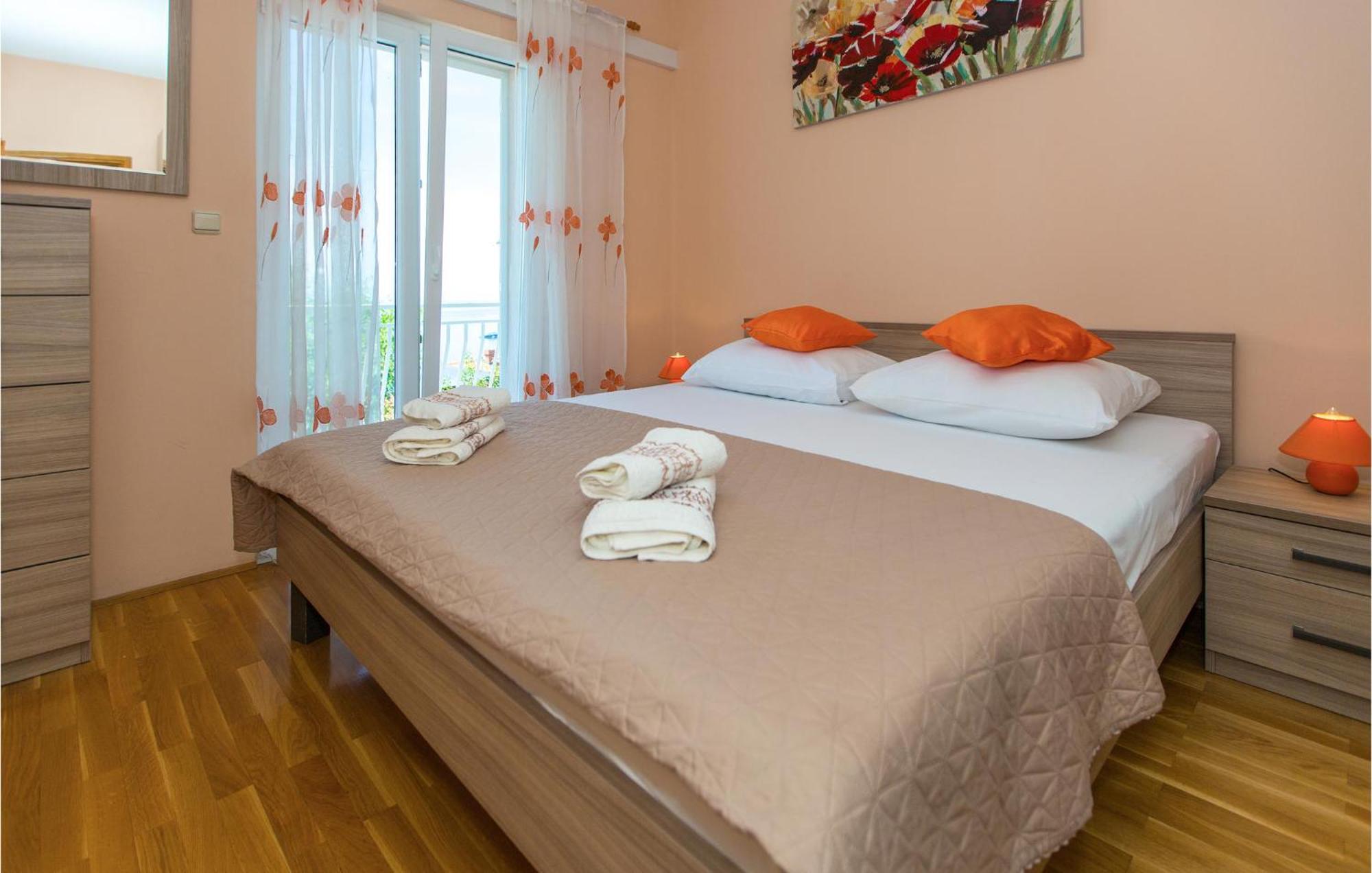 3 Bedroom Lovely Home In Plat Mlini Zewnętrze zdjęcie
